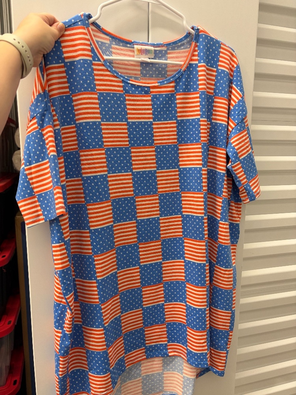 LulaRoe Patriotic Irma Blouse, size small-fits like a typical large